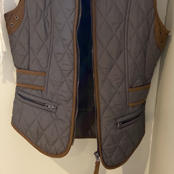 Loft 82 Vest - Picture 5 of 7